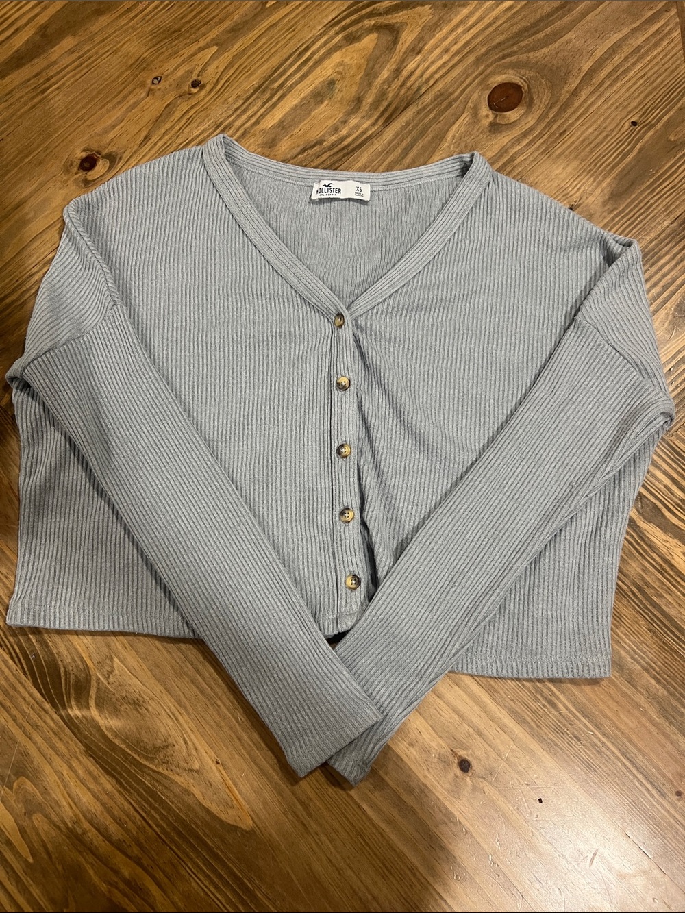Hollister Ribbed V-Neck Cropped Cardigan - Light Gray
